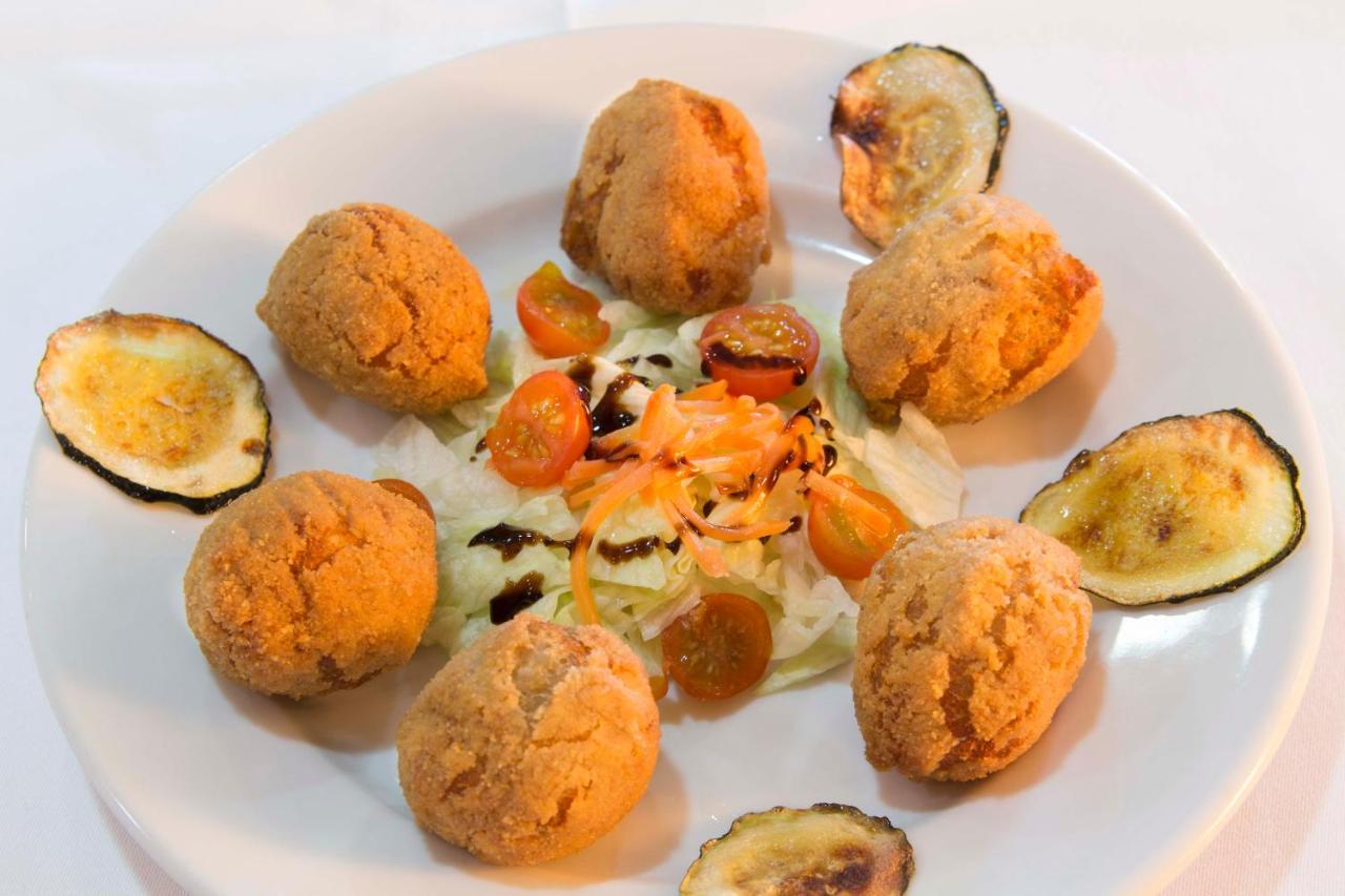 Ca La Conxita Hostal & Restaurante Ξενοδοχείο La Vajol Εξωτερικό φωτογραφία