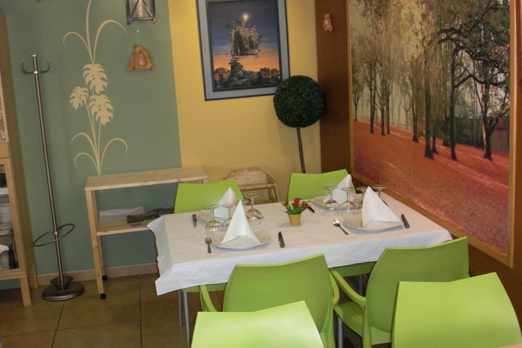 Ca La Conxita Hostal & Restaurante Ξενοδοχείο La Vajol Εξωτερικό φωτογραφία