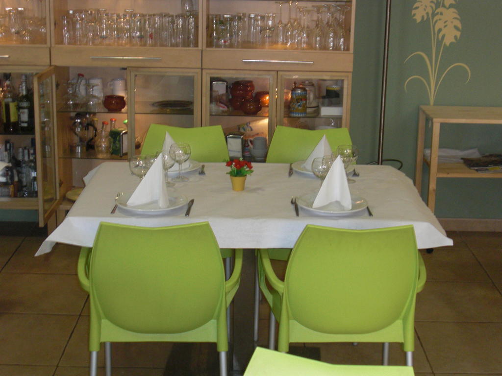 Ca La Conxita Hostal & Restaurante Ξενοδοχείο La Vajol Εξωτερικό φωτογραφία