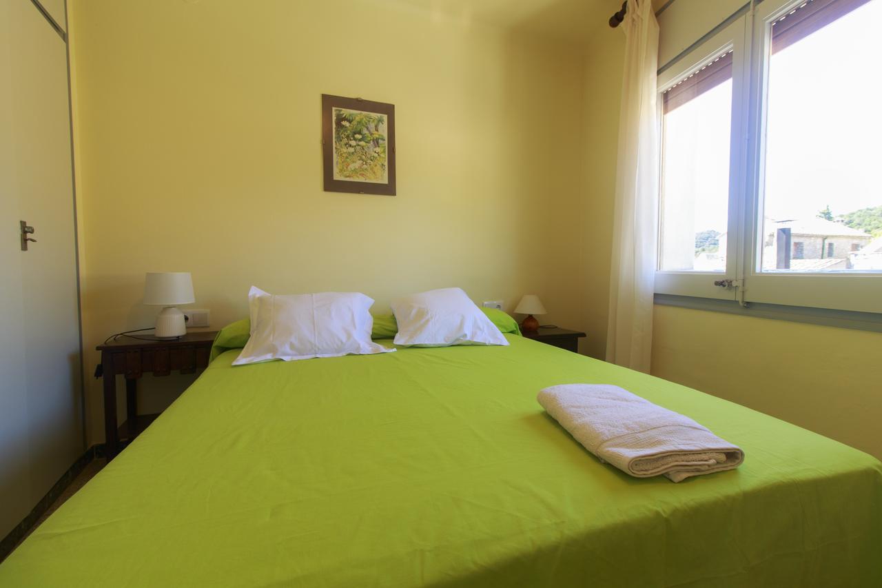 Ca La Conxita Hostal & Restaurante Ξενοδοχείο La Vajol Εξωτερικό φωτογραφία